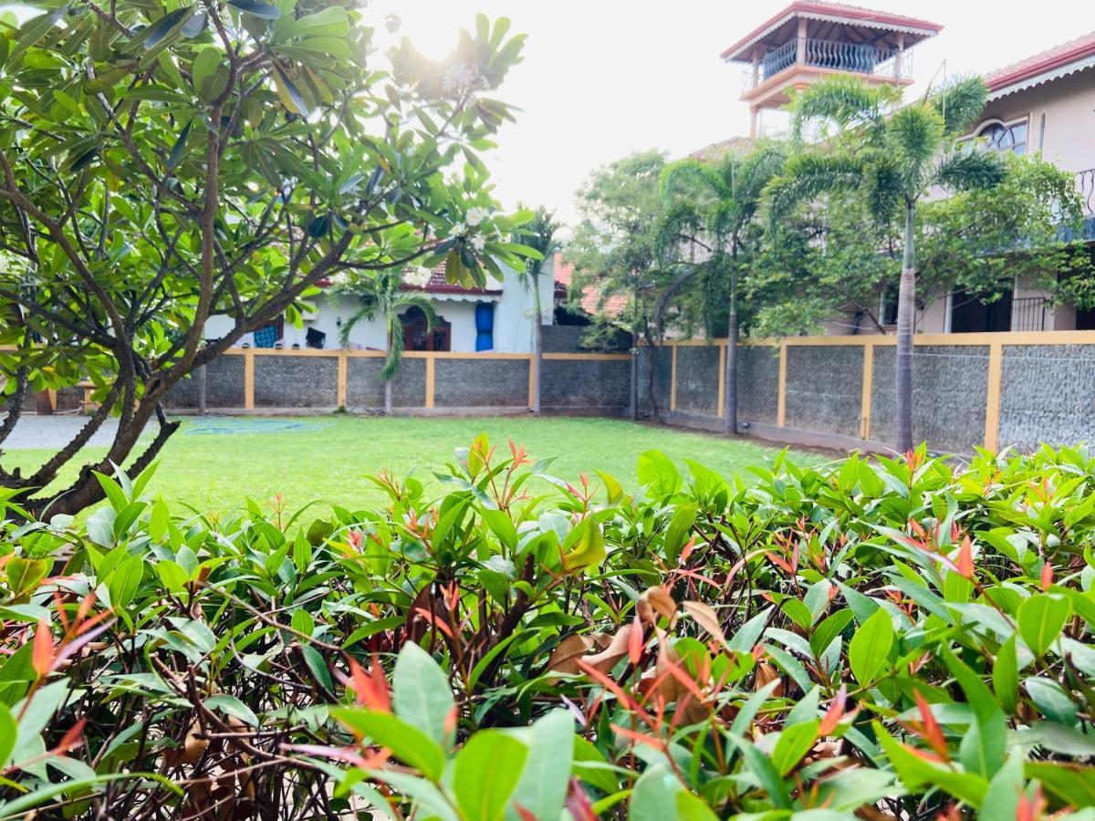 Sea Breeze Deluxe Inn Negombo Exterior foto